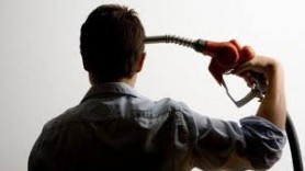 Carburanții s-ar putea scumpi din nou. Anunțul făcut de Consiliul Concurenței